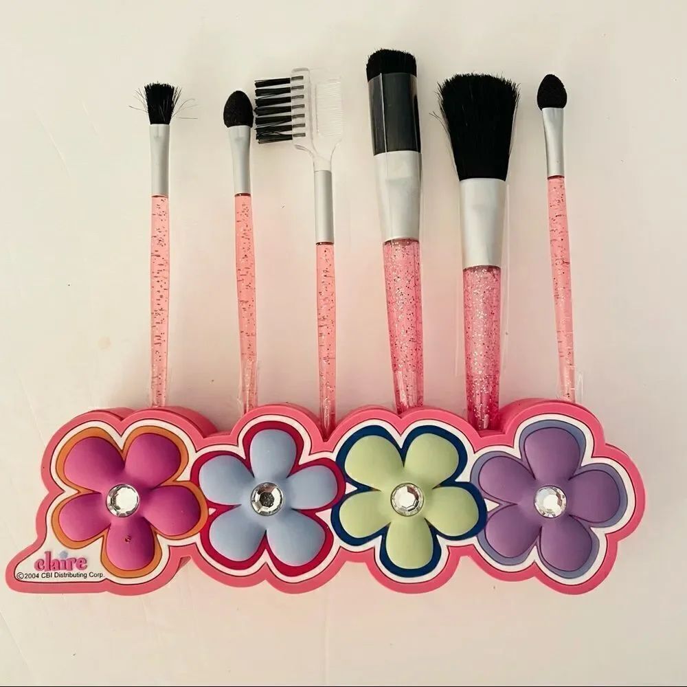NWT Claire’s 6 Pcs Makeup Brush pink silver set with Colorful Flowers stand New